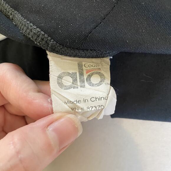 Alo Yoga Leggings Womens Medium Black Cool Fit Cropped Wide Leg Reversible Pants - Picture 7 of 11